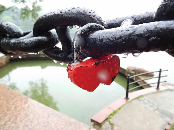 Transform Your Open Plan Living Space: Tips for Boosting Social Connections